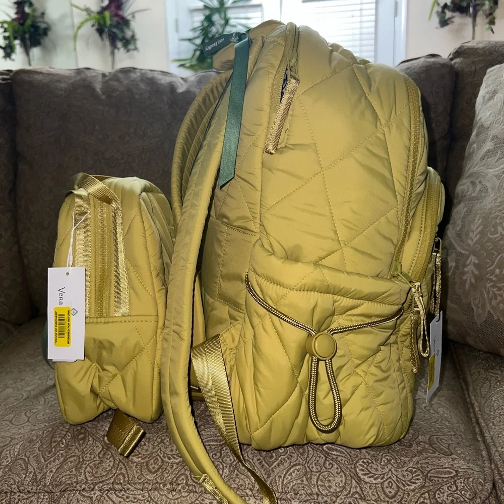 Vera Bradley Spinach Green Featherweight Quilted Backpack Set - Picture 7 of 12